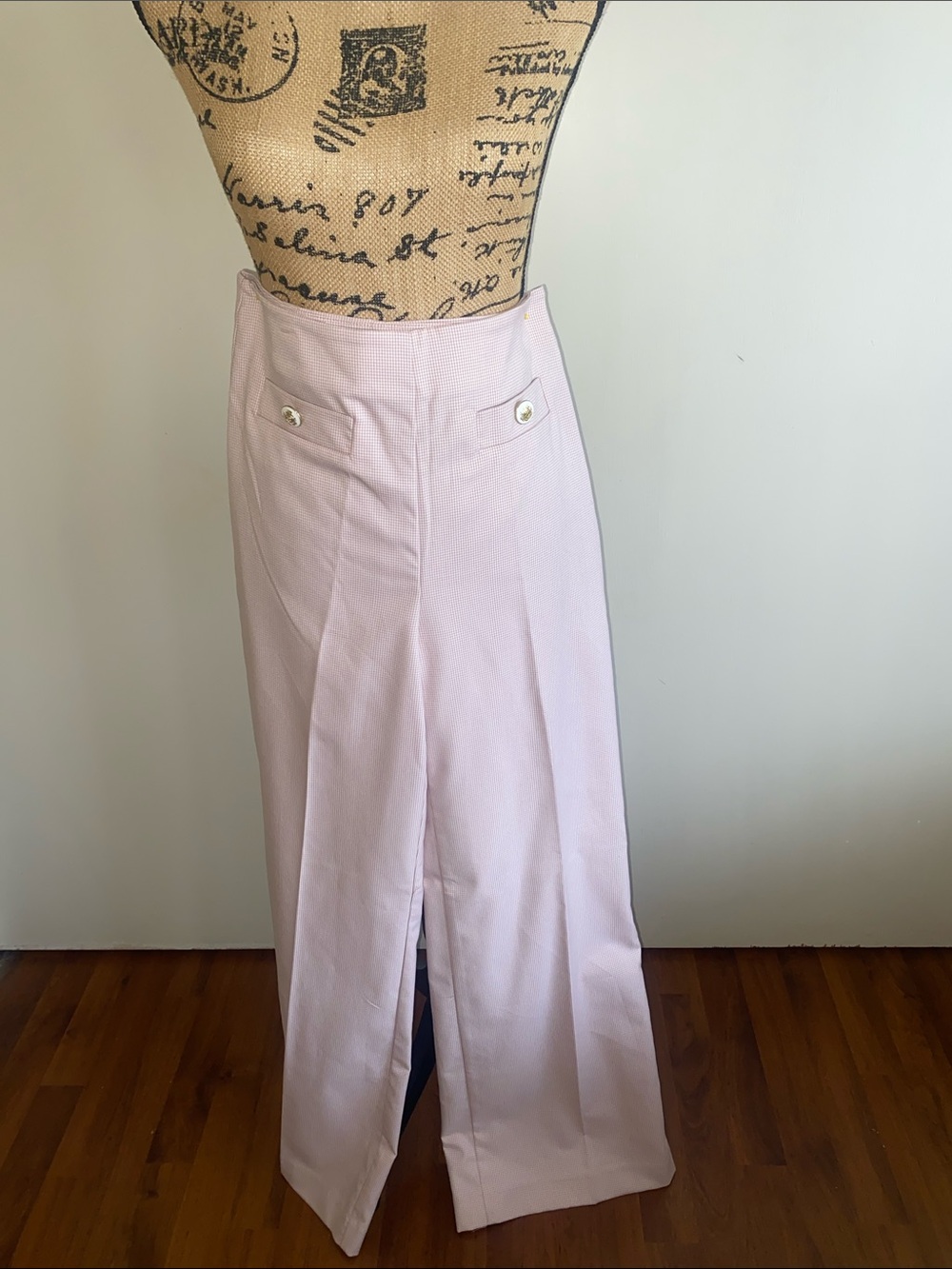 Ann Taylor Pale Pink and white gingham pants with white button detail